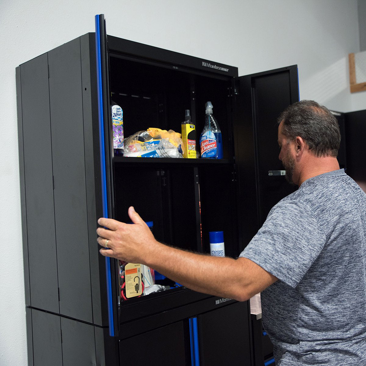 Garage Cabinet Sets - Montezuma Premium 11-Piece Combo - Set 1