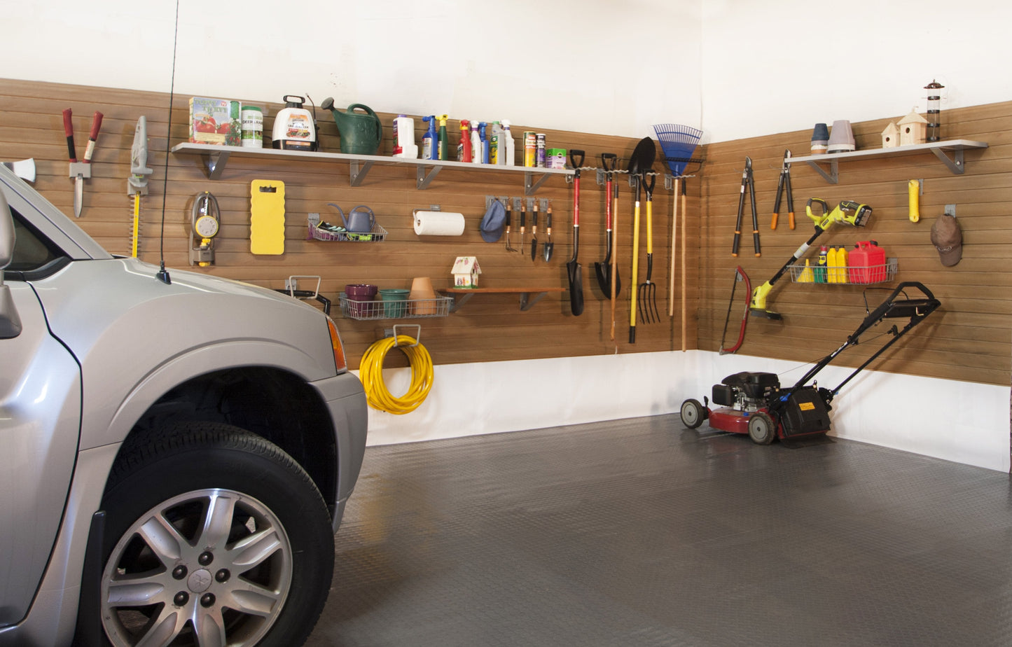 Wall Storage - StoreWALL 8' Standard Duty 32 Piece Starter Set